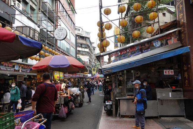 15:00前くらい、すでに賑わい始めてるのね。