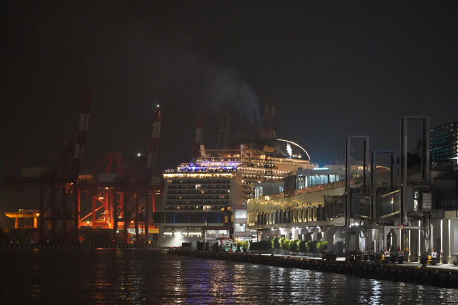 台湾の冬の海は大変だそうですから、お気をつけて。