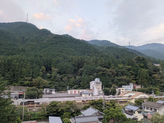 5:43 朝の下呂駅。