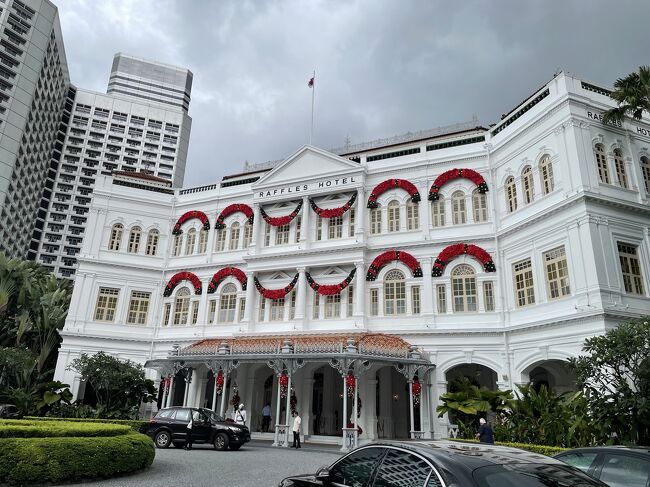 そうこうしていたら、真っ黒な雲が近づいてきたわ。<br /><br />