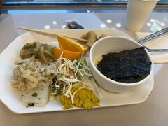 東横イン釜山駅の朝食。

手作り感満載でとても美味しい。