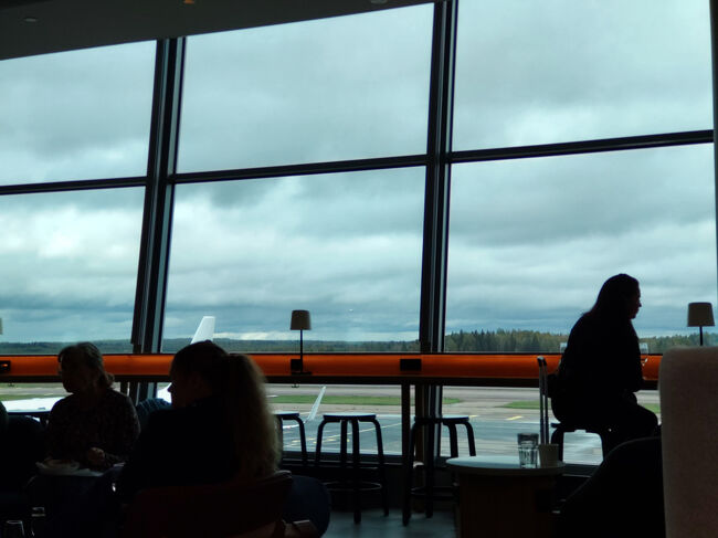 FINエアーのラウンジ