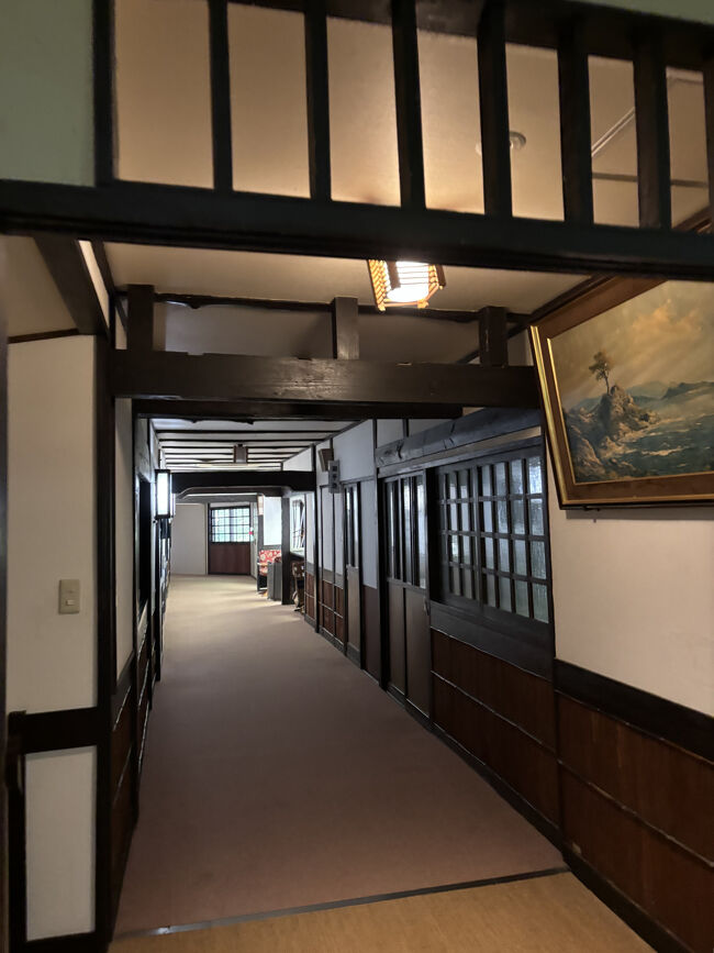 さあお部屋へ。