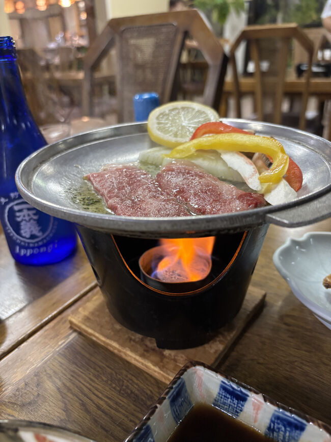 日本酒呑みながら素晴らしい景色を眺めていたら、若狭牛が焼けた！