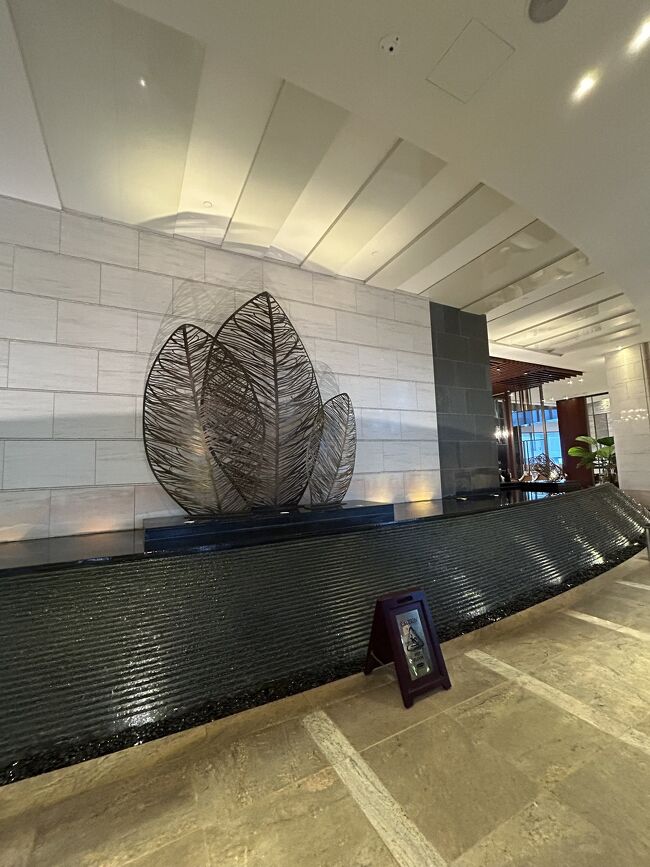 ホテル正面入った所のエントランスも素敵