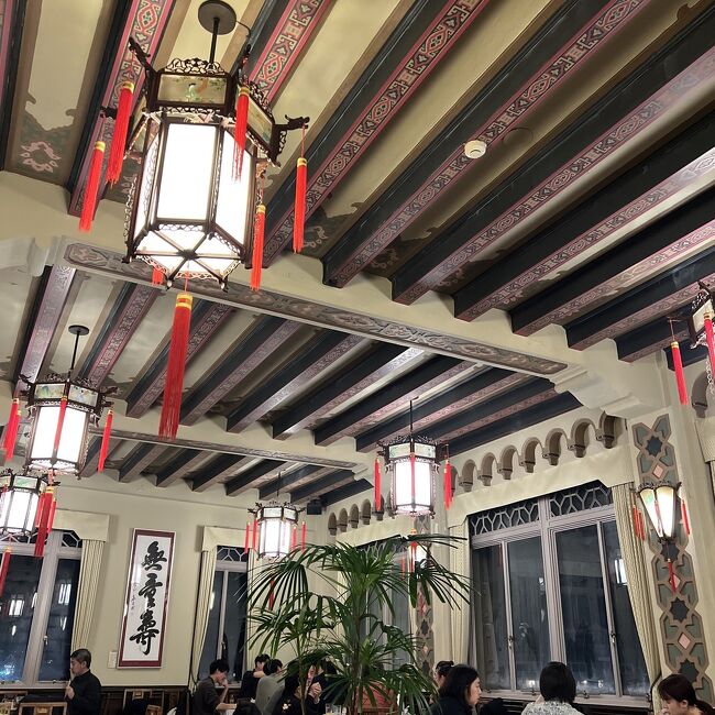 この日も来客多し