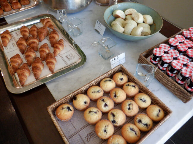 パンの種類も豊富