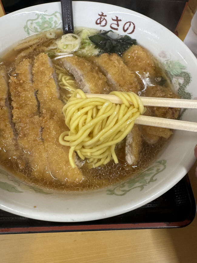 スープにトンカツのうまみも乗り移り、美味しいかった～～<br />長い長いブログにお付き合い頂きありがとうございました。