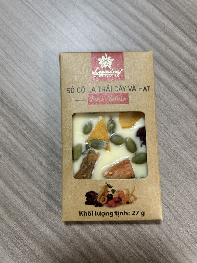 ドライフルーツが入ったホワイトチョコ<br />美味しすぎる！！