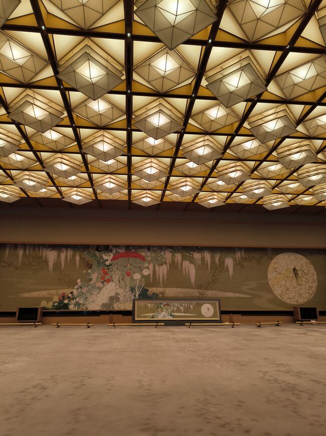 今日のメインの京都迎賓館です<br />ため息が出るほど素敵な空間です