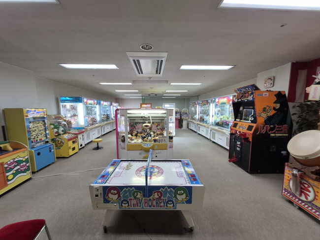 ゲーセンもあります<br /><br />誰もいない・・・・