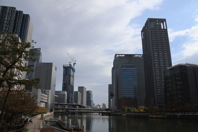 中之島の西側にかかる玉江橋からスタート！<br />中之島は梅田から歩いて行ける距離にあります。