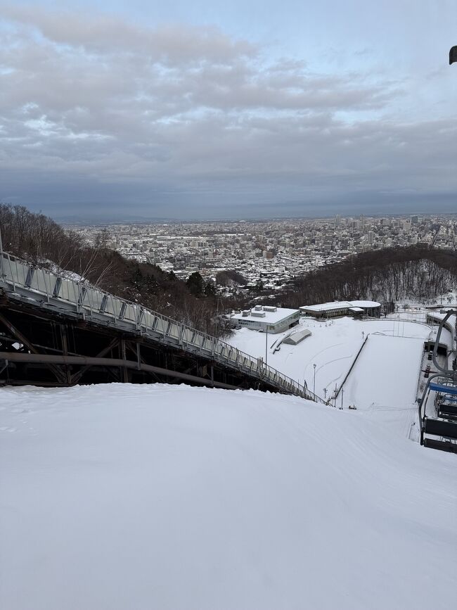 登っていきます。