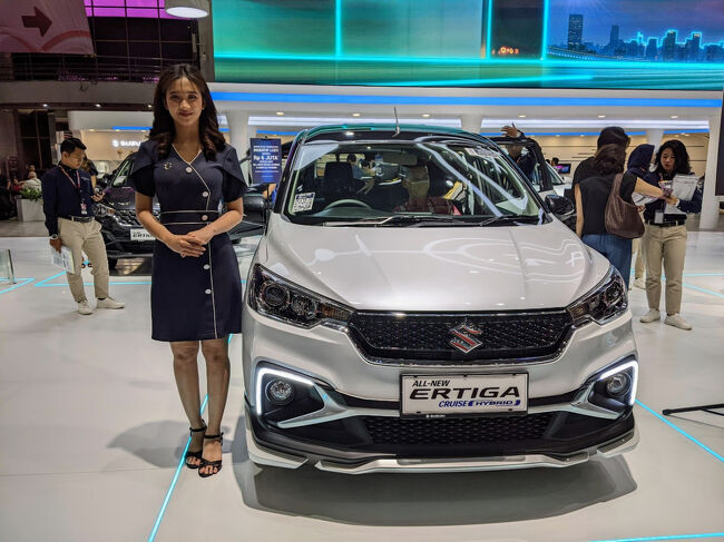 スズキ・エルティガ<br />海外専用モデルの7人乗りの小型ミニバンです。<br />