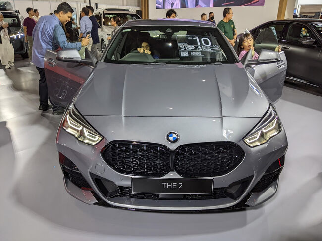 BMWはEVモデルを中心に様々なモデルを展示。<br />こちらは2シリーズのクーペモデル<br />