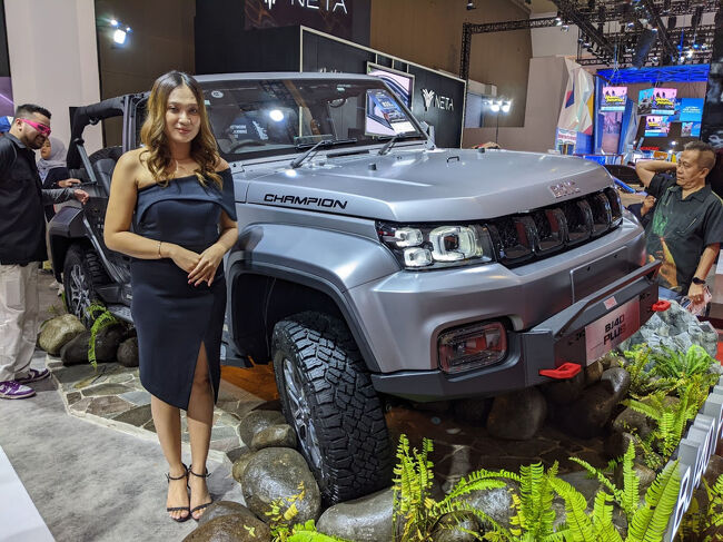 同じくBAICのBJ40<br />なんとなく既視感のあるデザインです。<br />