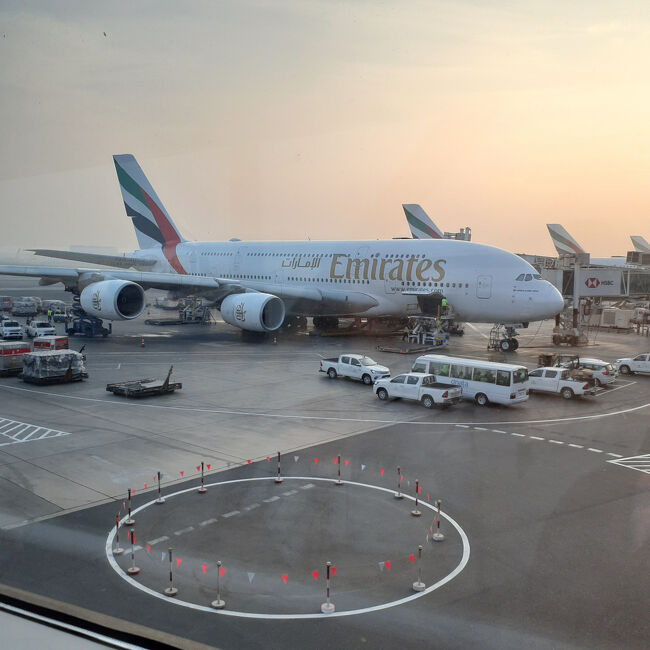 エミレーツ航空のエアバス３８０。現役では最大の機体ですね！