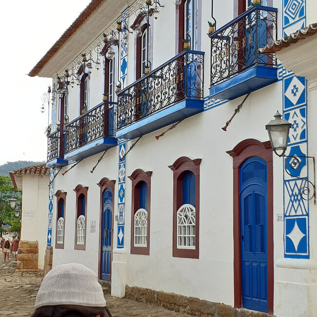 世界遺産の古都パラチ。石畳の残された古い港街。銀の積出港として栄えた当時が偲ばれます！