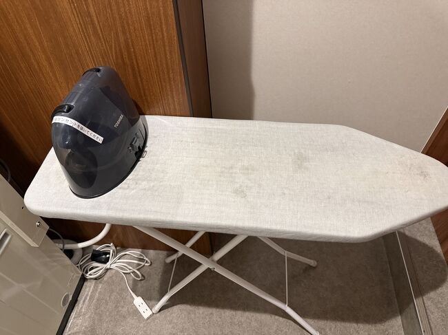 アイロン台もあるのは初めてみました。