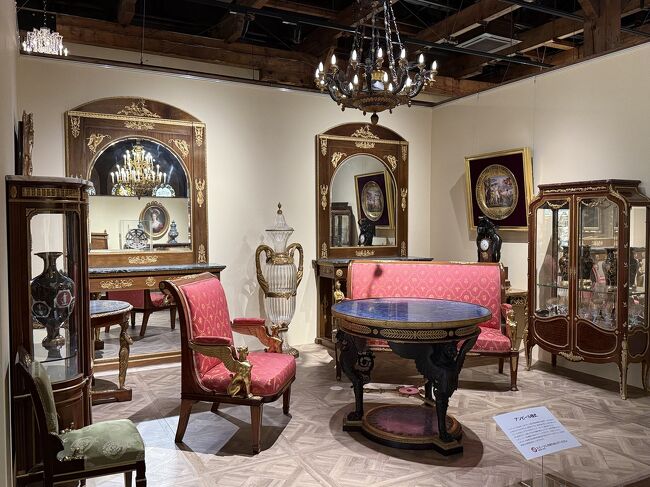 アンピール様式です。