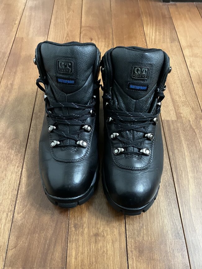 靴は、ブーツ<br />