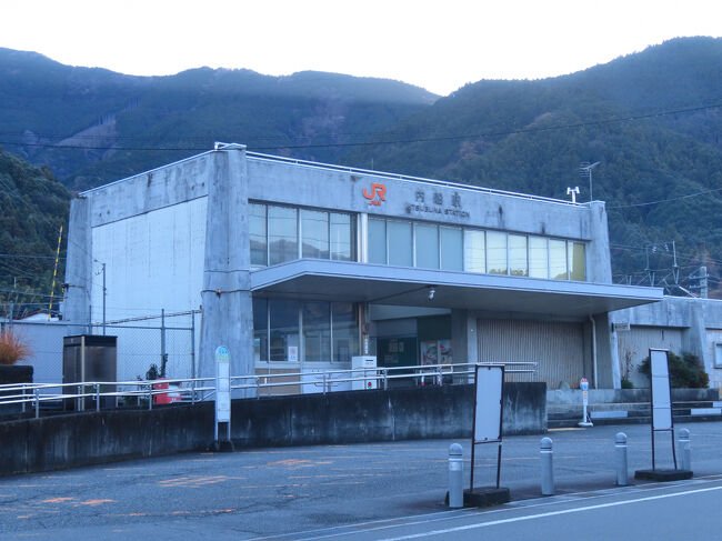 前回は身延駅で途中下車しましたが、ここまでは寄れなかったのです。ただこの駅と駅周辺には特に何も無くて、