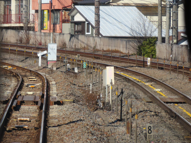 左：身延線、右２つ：中央本線。