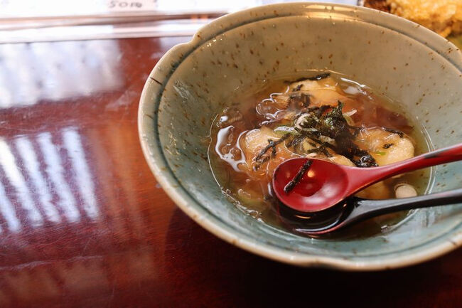 <br />そして揚げ出し餅。<br /><br />一品もの色々ありますので<br /><br />仕事帰りに吸い込まれてしまいそうなところです。<br /><br /><br />お出汁も美味しかったです。<br />