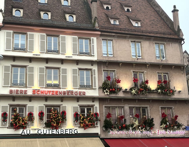 以前、クリスマス時期に、ドイツロマンティック街道沿いの色々な都市を訪れたんだけど、雰囲気全然負けてない