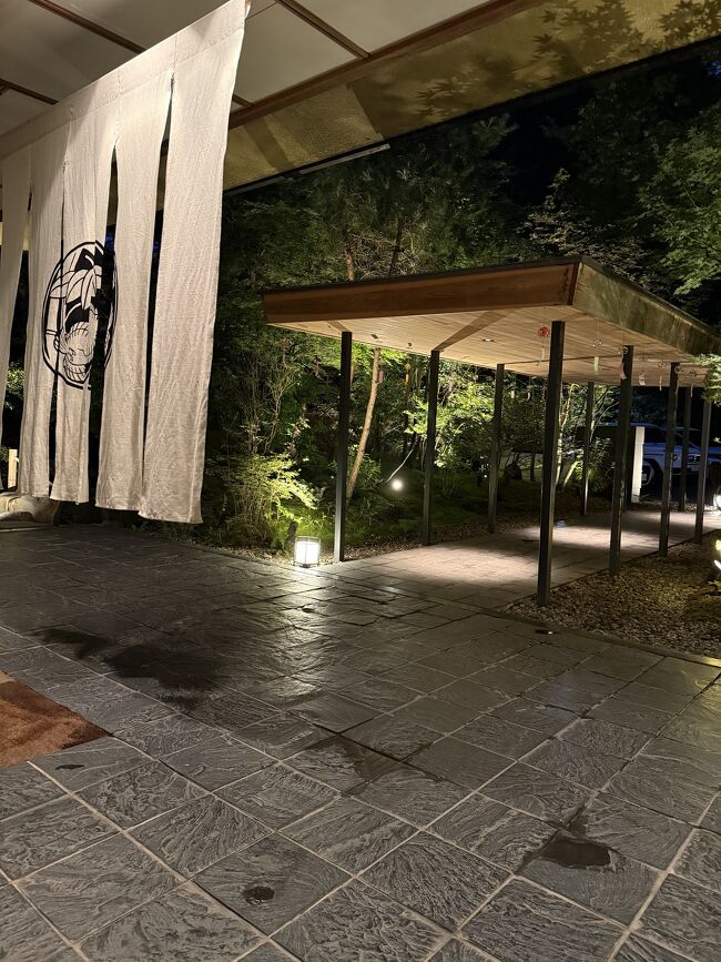 いい感じ♪にライトアップされてます。