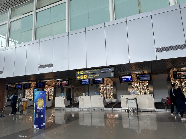 チェックインカウンター。