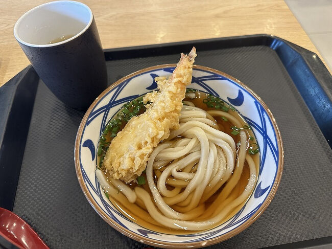 ◎丸亀製麺<br />別の日に同じモールにて。<br />ジャカルタにもあるのですが、なんか麺があんまりおいしくなかった。