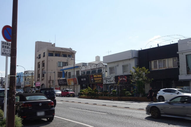 　まるでアメリカに来たみたい！ と浮かれた気分にはなれません。どこか居心地の悪さというか、自分が場違いな感を受けてしまいます。