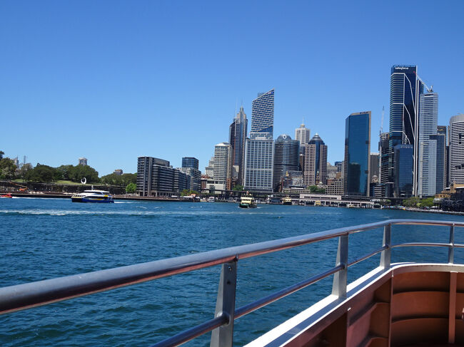 2時間ほど滞在してまたフェリーでサーキュラーキーへ戻ります。