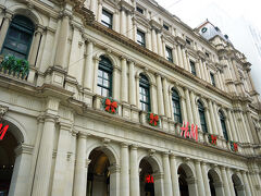 H&M

素敵な建物です