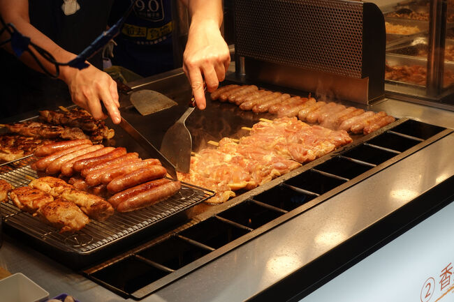 でも、人熱と屋台の熱で暖かいのは助かります？