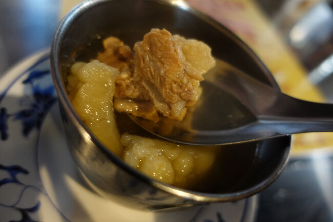 と、ホロホロの排骨もゴロゴロと。