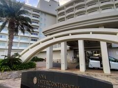 ホテルに到着！
2年前に来たインターコンチネンタルホテル万座ビーチ。

続きは作成中。