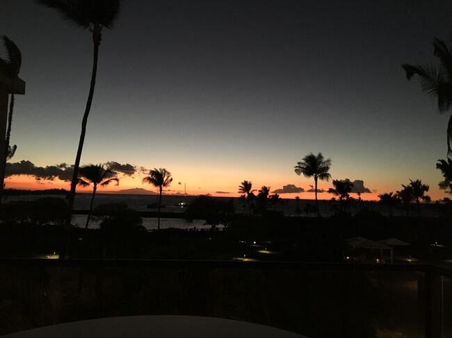 空の色がどんどん変わる様子が幻想的