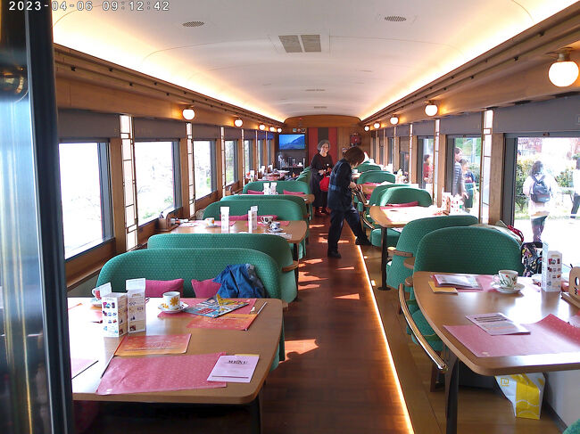 私が乗ってる<br />1号車茜の章<br />の車内です