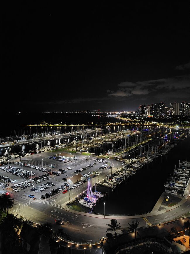 ５日目の夜景<br />今までの雨でチリ・ホコリが洗い流され、綺麗に見えるのは私だけなのか・・