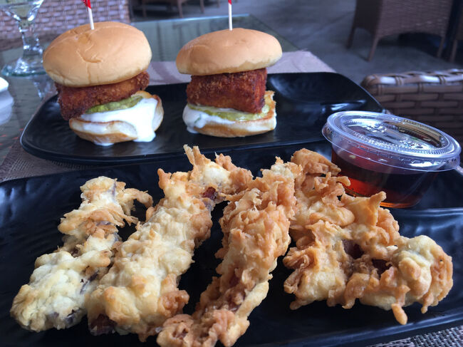 チキン・スライダー<br />ベーコンフライ