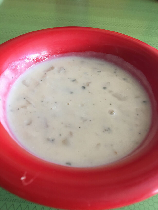 本日のスープはクラムチャウダー