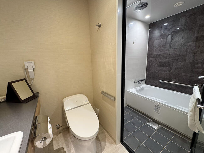 大浴場もありますが<br />ユニットバスじゃないのが嬉しい。