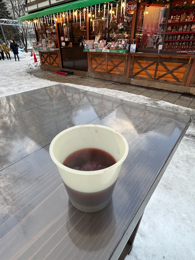 ホットワイン飲んで温まろう。<br /><br /><br /><br />ホテルに戻りダンナが帰るまで<br />お部屋でダラダラして。