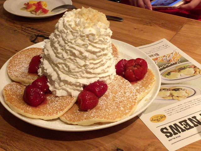 パンケーキ？カウコーヒー？東京進出！ハワイ発祥のレストラン