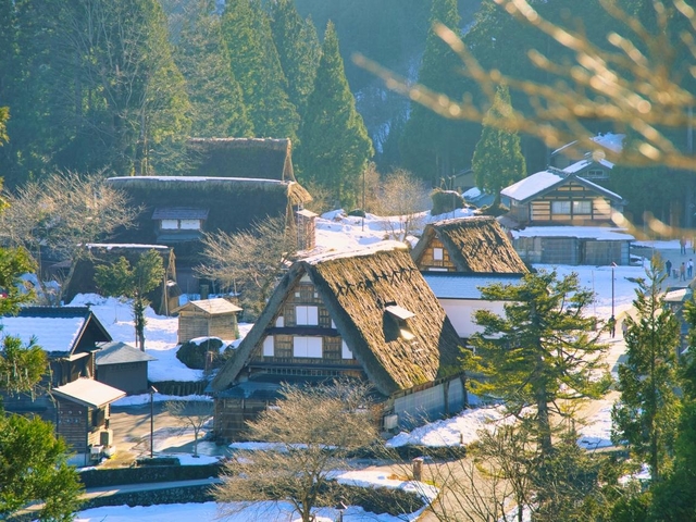 富山で行くべきおすすめ観光スポット18選！美しい四季折々の景観も紹介