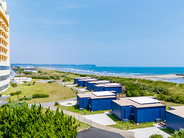 愛犬と心ほどける滞在を。天然温泉や地元食材を堪能する海辺のリゾートへ♪