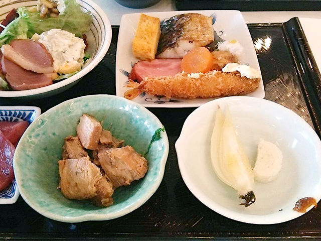 11. ホテル龍名館東京