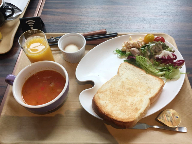 4. ザ ロイヤルパークキャンバス大阪北浜